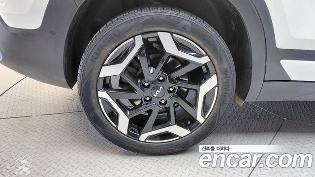 Kia Seltos из Кореи Encar