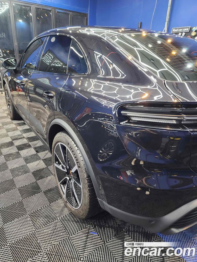 Porsche Macan из Кореи Encar