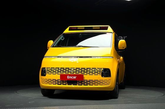 Hyundai Staria L3.5 Kinder Safety Car 15-Seater — пробег 12 826 км — фото 3 из 5