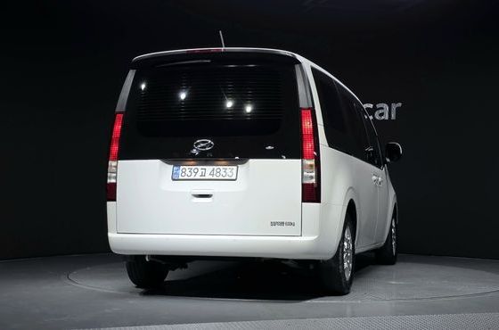 Hyundai Staria Cargo 5-Seater Modern — пробег 105 389 км — фото 4 из 5