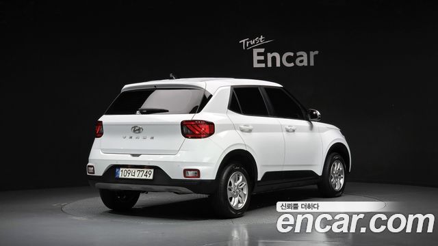 Hyundai Venue из Кореи Encar
