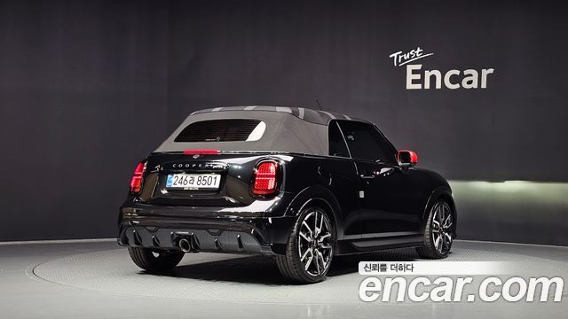 Mini Cooper Convertible JCW — пробег 10 951 км — фото 2 из 5