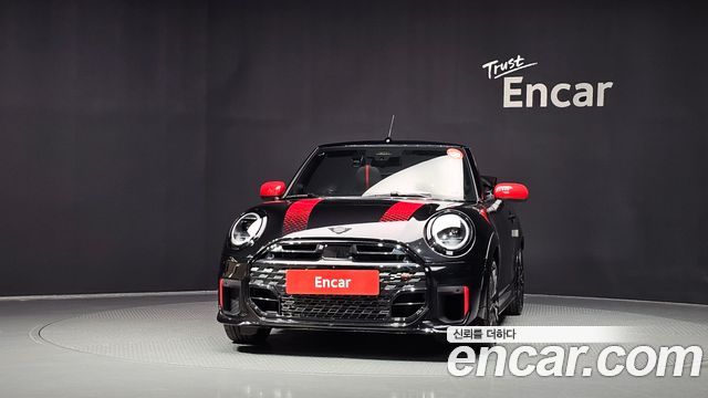 Mini Cooper Convertible JCW — пробег 10 951 км — фото 3 из 5