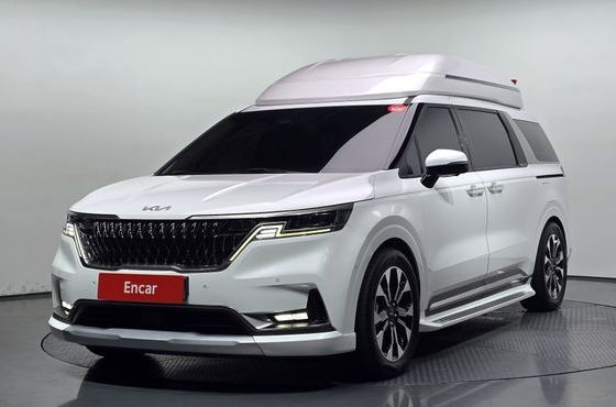 Kia Carnival Gasoline 4-Seater Hi-Limousine Signature — пробег 79 418 км — фото 1 из 5