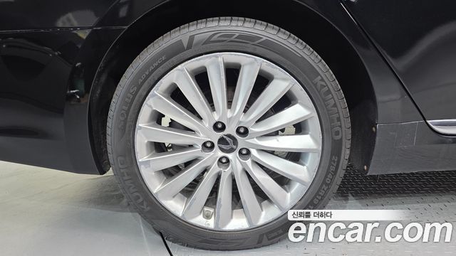 Hyundai Equus из Кореи Encar