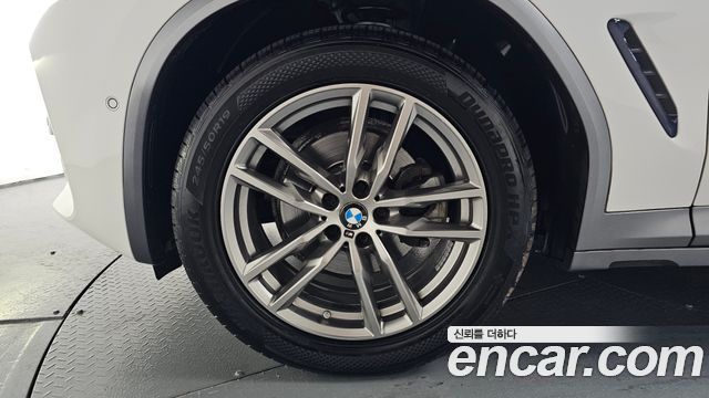 BMW X4 xDrive20i M Sport X — пробег 64 221 км — фото 5 из 5