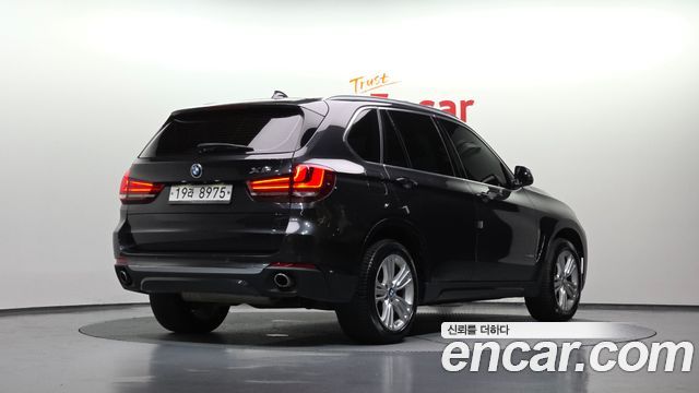 BMW X5 xDrive 30d — пробег 106 825 км — фото 2 из 5