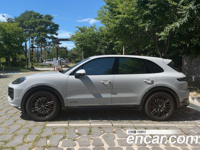 Porsche Cayenne 4.0 GTS — пробег 24 000 км — фото 3 из 5