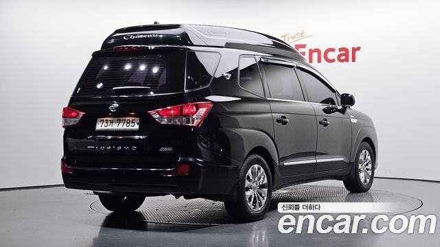 Ssangyong KORANDO 4WD Chateau 11-seater High-roof — пробег 70 839 км — фото 2 из 5