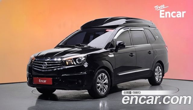 Ssangyong KORANDO 4WD Chateau 11-seater High-roof — пробег 70 839 км — фото 1 из 5