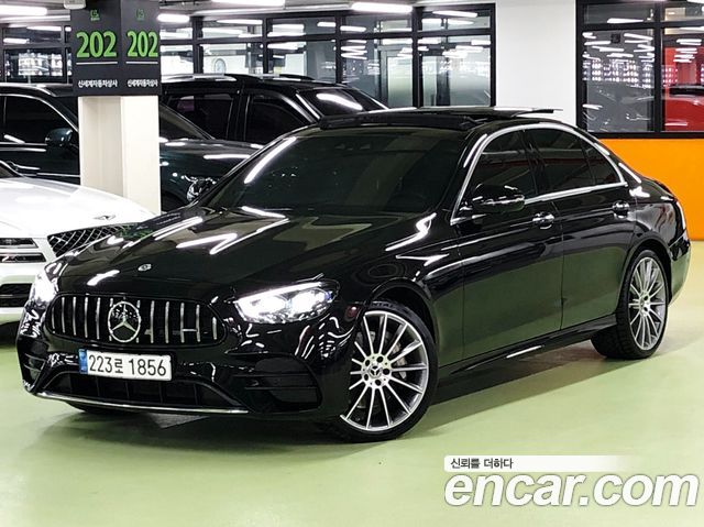 Mercedes-Benz E-Class E350 4MATIC AMG Line Edition — пробег 45 472 км — фото 1 из 5