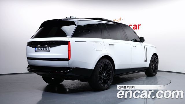 Land Rover Range Rover P530 Autobiography Long Wheel Base — пробег 31 123 км — фото 2 из 5