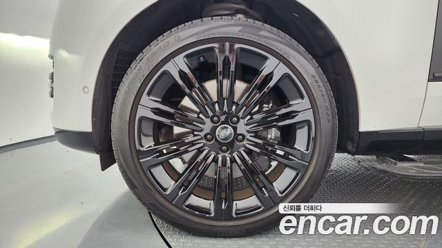 Land Rover Range Rover P530 Autobiography Long Wheel Base — пробег 31 123 км — фото 5 из 5