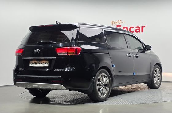 Kia Carnival 7-seater Limousine President — пробег 101 128 км — фото 2 из 5