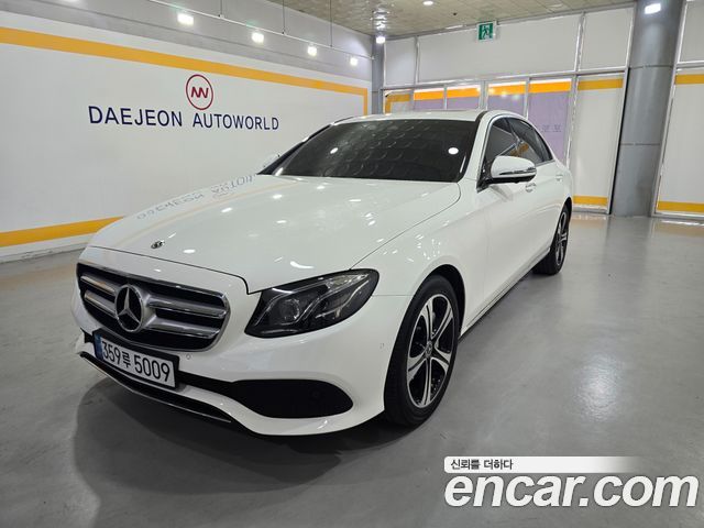 Mercedes-Benz E-Class из Кореи Encar