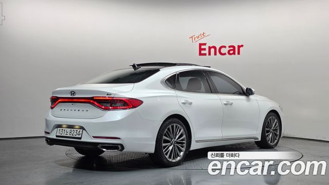 Hyundai Grandeur из Кореи Encar