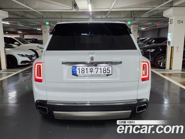 Rolls-Royce Cullinan из Кореи Encar