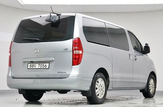 Hyundai Starex Van 3-Seater Smart — пробег 57 698 км — фото 4 из 5