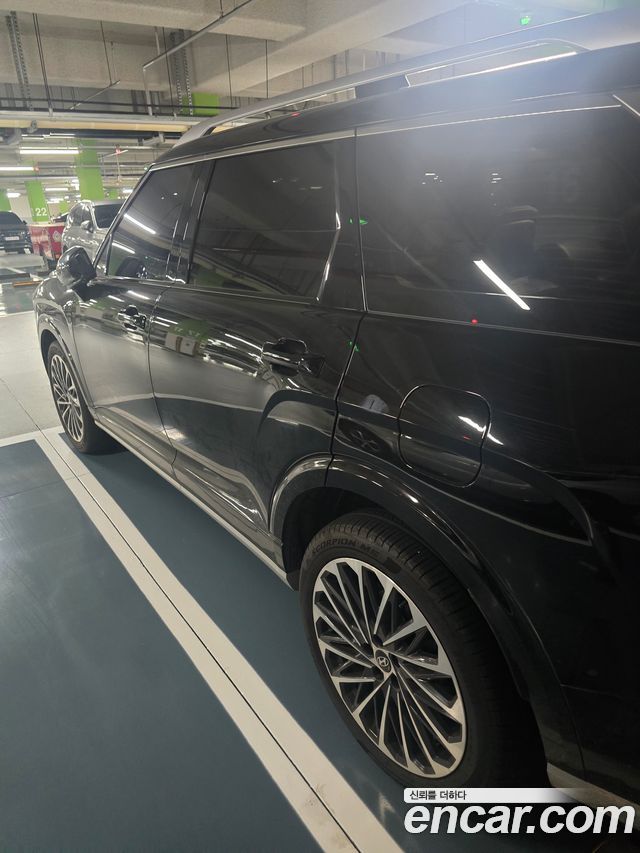 Hyundai Palisade HEV 2.5T 4WD 9-Seater Calligraphy — пробег 18 500 км — фото 3 из 5