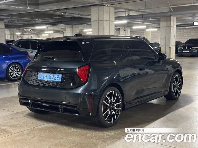 Mini Cooper JCW — пробег 6 290 км — фото 2 из 5