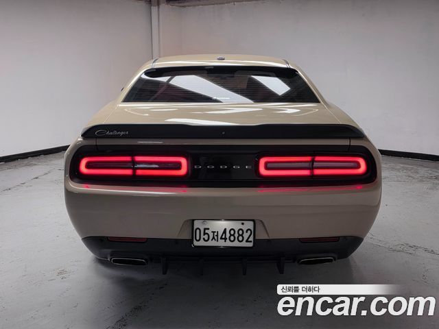 Dodge Challenger 3.6 — пробег 145 850 км — фото 4 из 5
