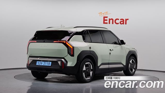 Kia EV3 из Кореи Encar