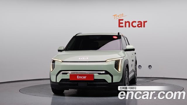 Kia EV3 из Кореи Encar