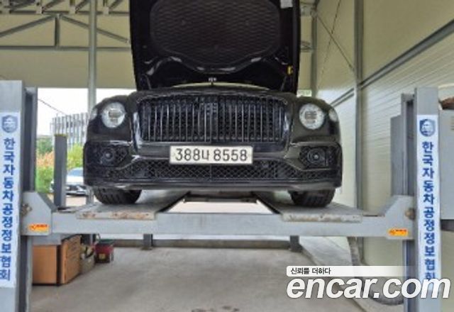Bentley Flying Spur из Кореи Encar