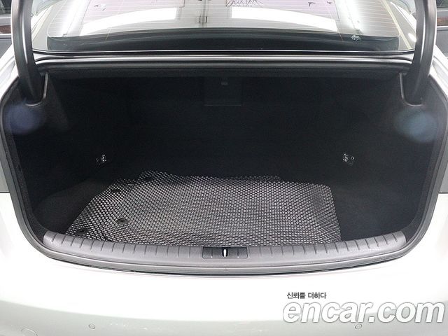 Hyundai Genesis из Кореи Encar