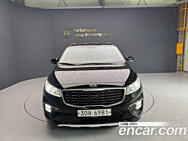 Kia Carnival 9-Seater Noblesse Special — пробег 186 990 км — фото 2 из 5
