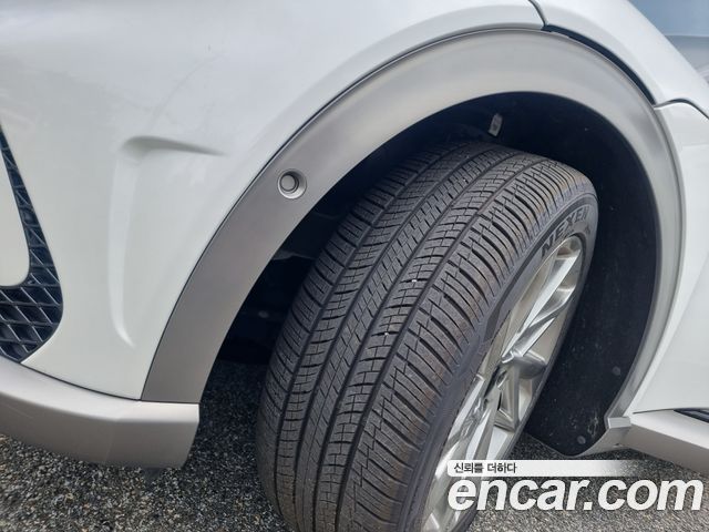 Genesis GV60 из Кореи Encar