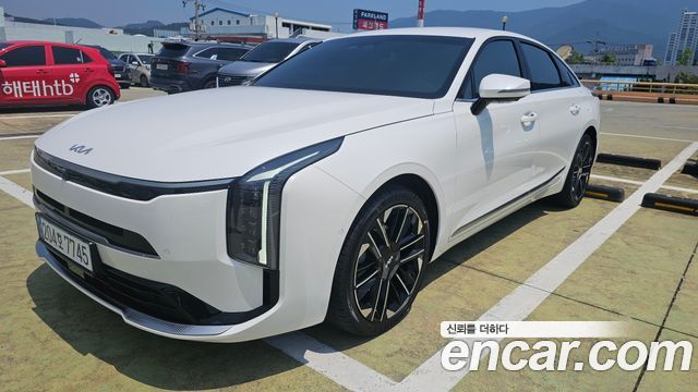 Kia K8 Signature — пробег 15 000 км — фото 1 из 5