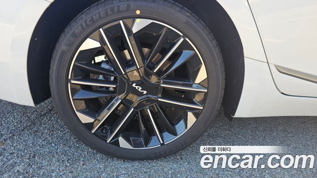 Kia K8 Signature — пробег 15 000 км — фото 5 из 5