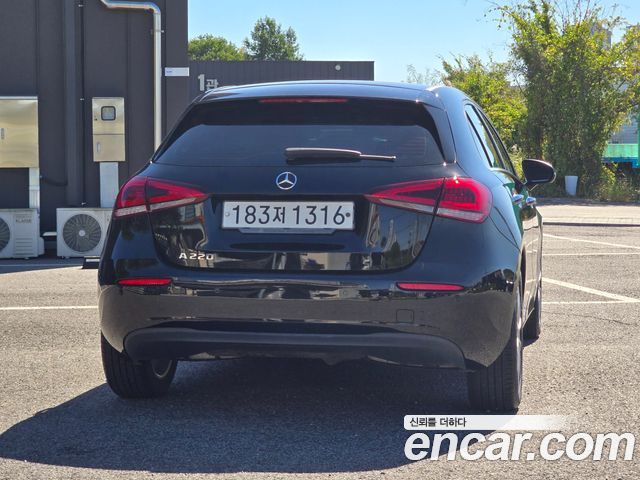 Mercedes-Benz A-Class из Кореи Encar