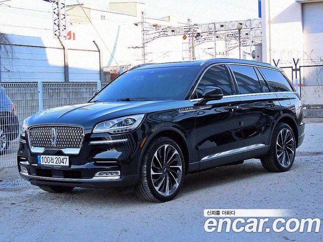 Lincoln Aviator 3.0 Reserve  AWD — пробег 29 731 км — фото 1 из 5