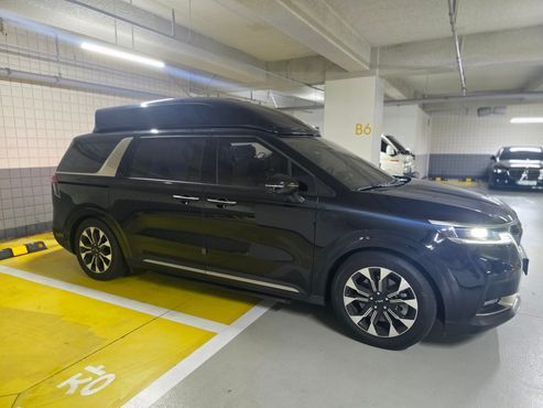 Kia Carnival Diesel 9-Seater Hi-Limousine(Special Vehicle) — пробег 61 000 км — фото 1 из 5