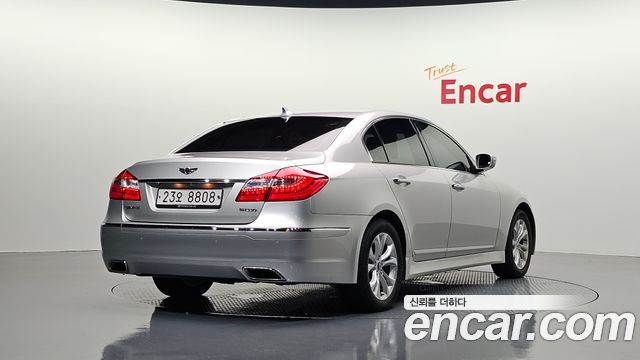 Hyundai Genesis из Кореи Encar