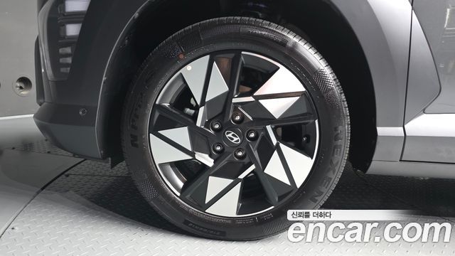 Hyundai Kona из Кореи Encar