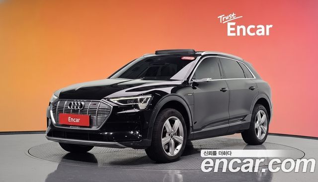 Audi e-tron из Кореи Encar