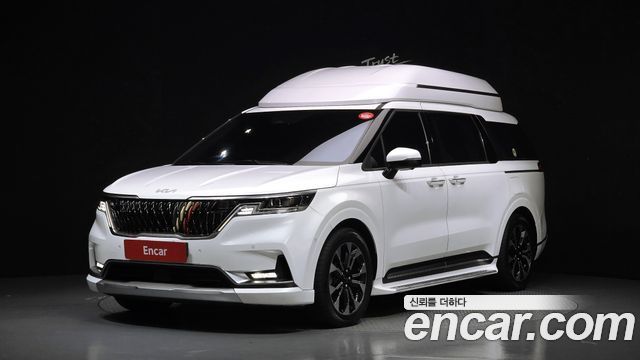 Kia Carnival Diesel 7-Seater Hi-Limousine Signature — пробег 84 697 км — фото 1 из 5