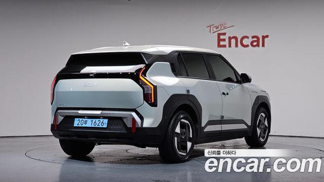 Kia EV3 из Кореи Encar