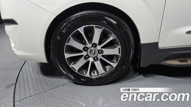 Ssangyong KORANDO из Кореи Encar
