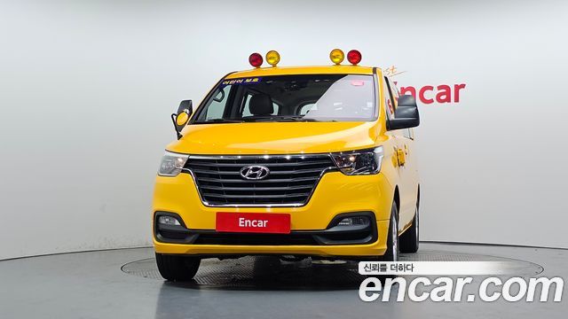 Hyundai Starex 4WD School Bus — пробег 79 690 км — фото 3 из 5