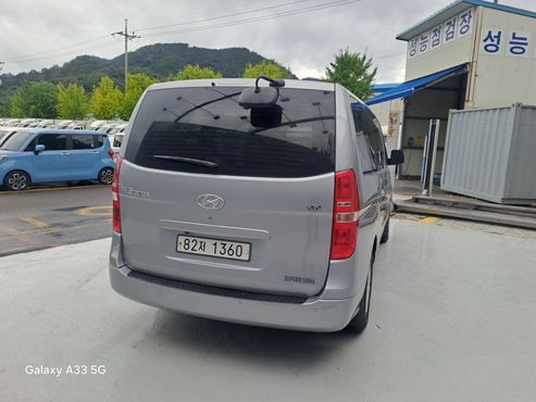 Hyundai Starex Van 3-Seater Smart — пробег 43 346 км — фото 4 из 5