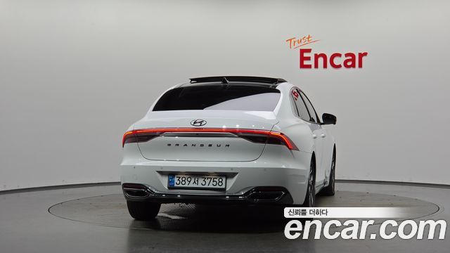 Hyundai Grandeur из Кореи Encar