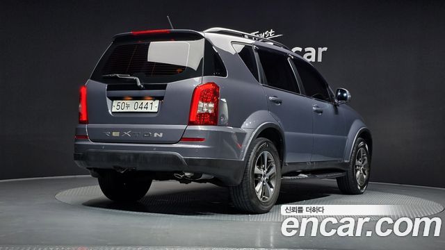 Ssangyong Rexton 2.2 4WD RX7 Luxury — пробег 144 142 км — фото 2 из 5