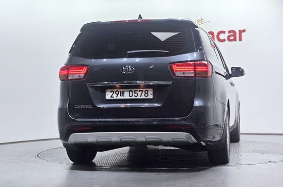 Kia Carnival 9-seater Noblesse — пробег 98 981 км — фото 4 из 5