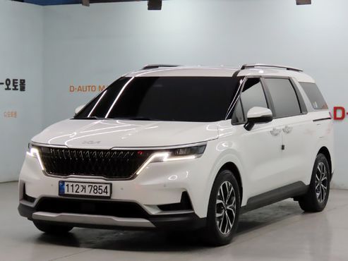 Kia Carnival Diesel 9-Seater Prestige — пробег 36 600 км — фото 1 из 5