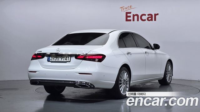 Mercedes-Benz E-Class из Кореи Encar