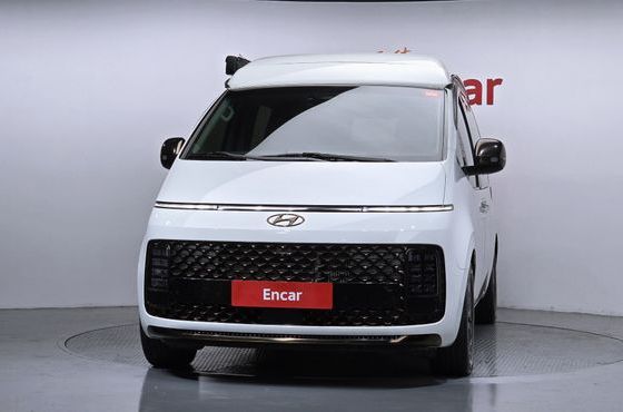 Hyundai Staria 4WD Camper Prestige Camper 4Seater — пробег 54 751 км — фото 3 из 5